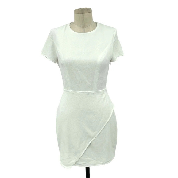 By The Way. Cheyenne Open Cut-Out Back Short Sleeve Mini Dress Size Small - Picture 2 of 10